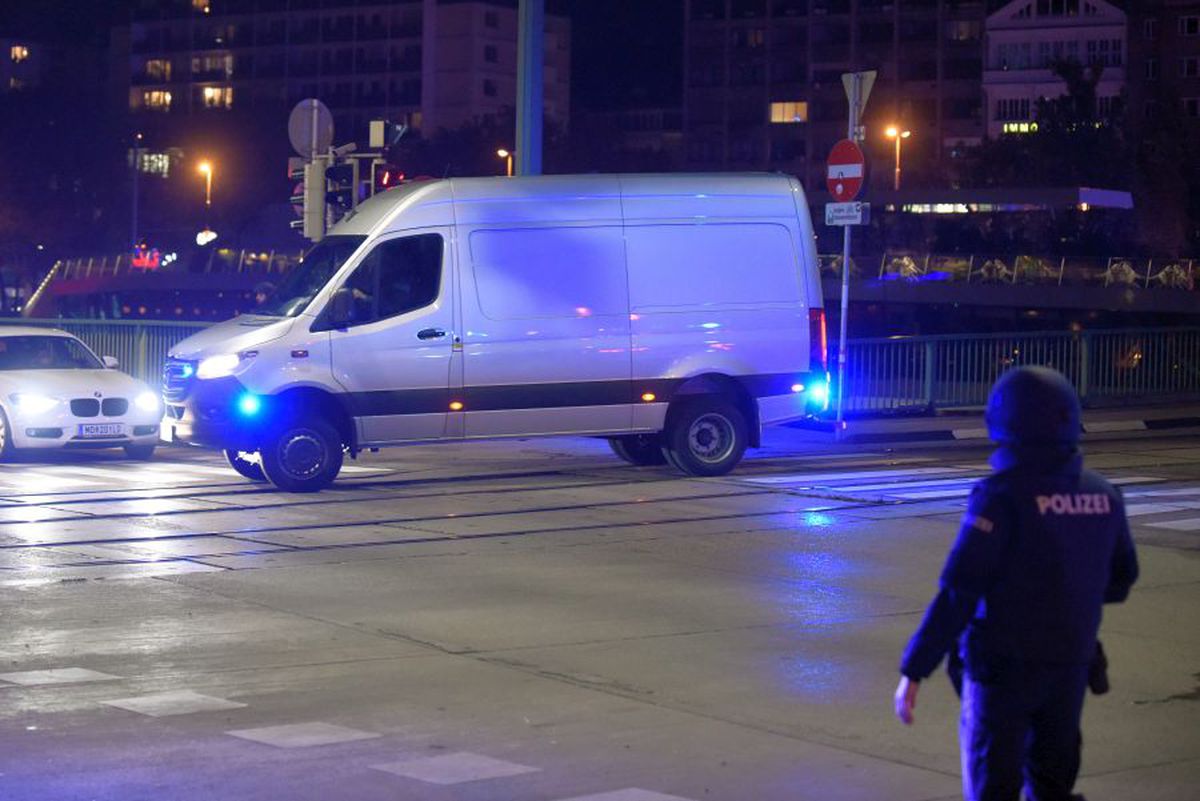 Atac terorist Viena