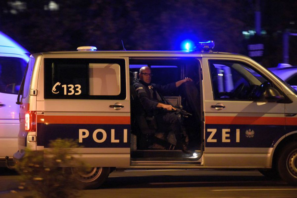 Atac terorist Viena