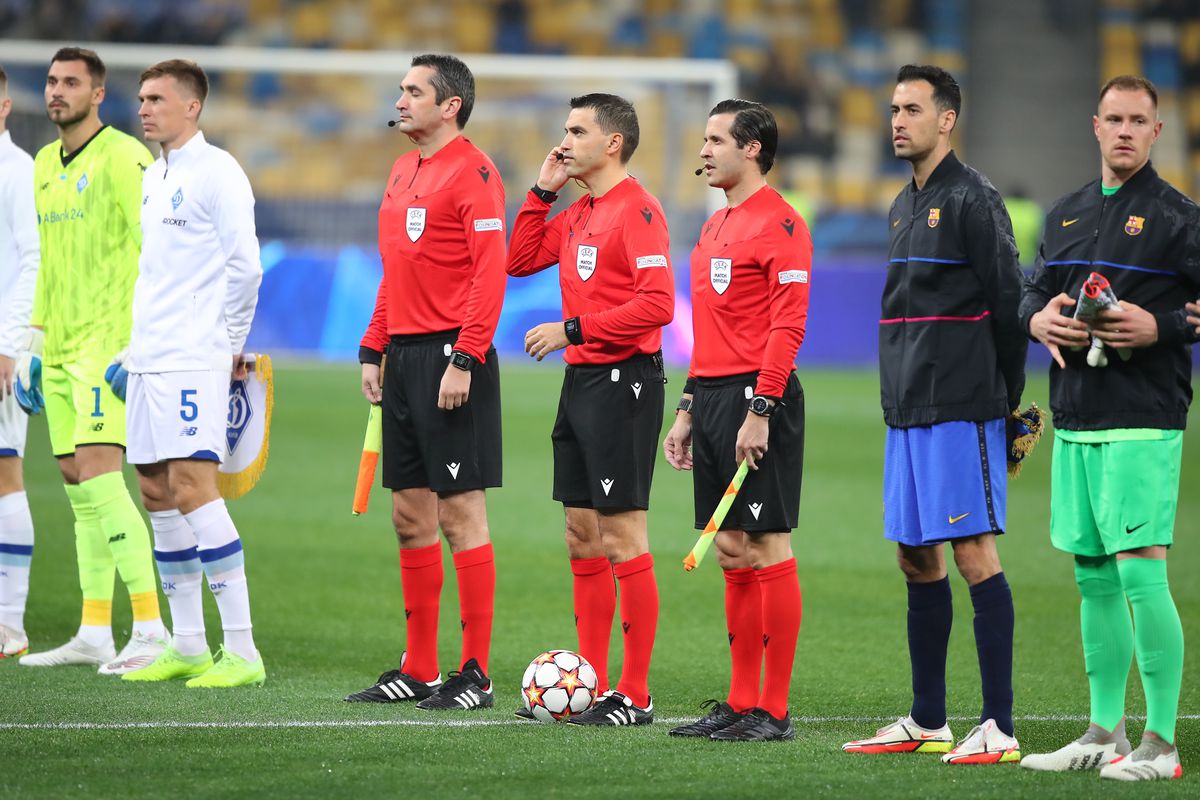 Prea timizi pentru o Barçă în derivă » Cât de aproape a fost Mircea Lucescu de un rezultat mare și detaliile inedite observate pe stadion