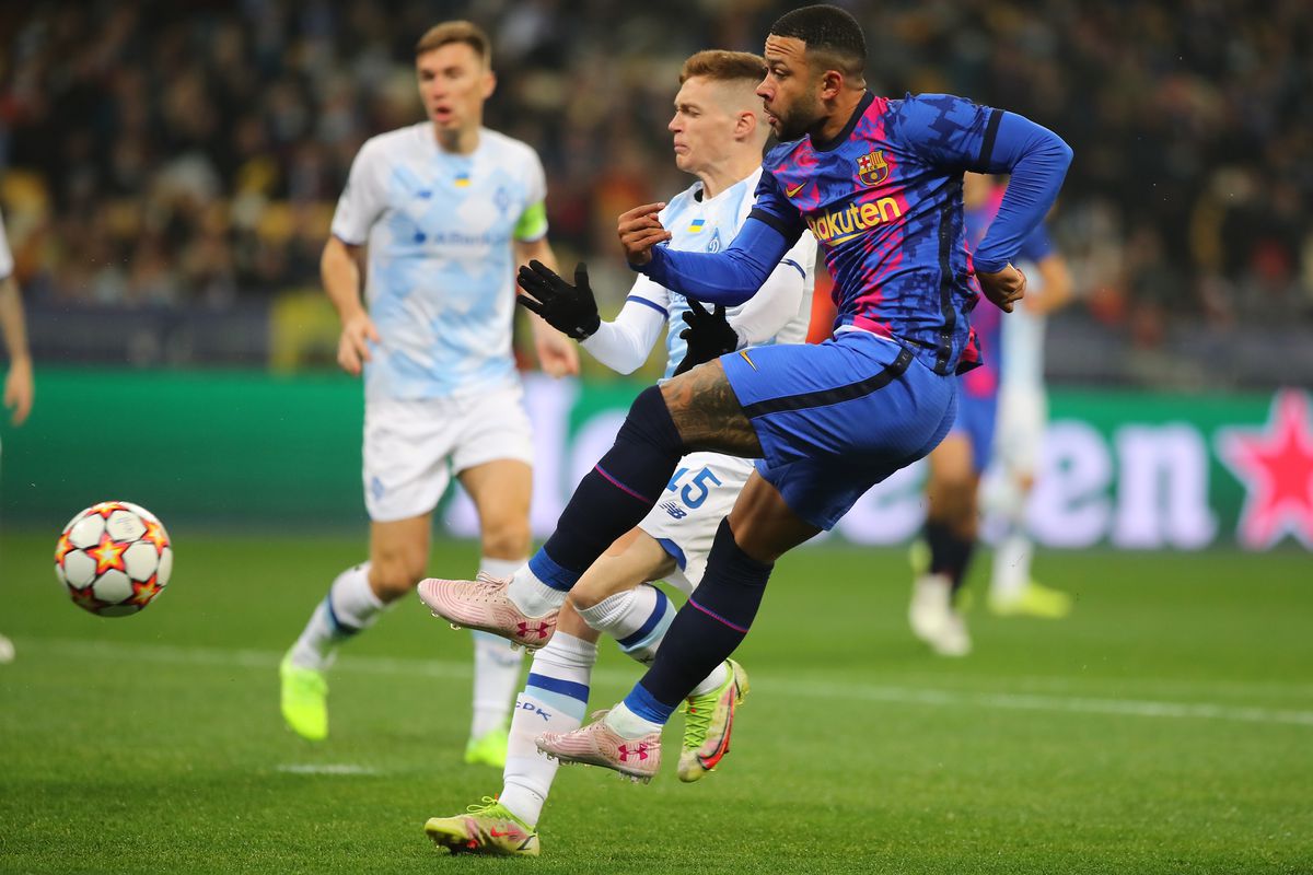 10 lucruri care nu s-au văzut la TV în Dinamo Kiev – Barcelona » Moment inedit între puștii catalani + ce semn i-a făcut Hațegan lui Lucescu