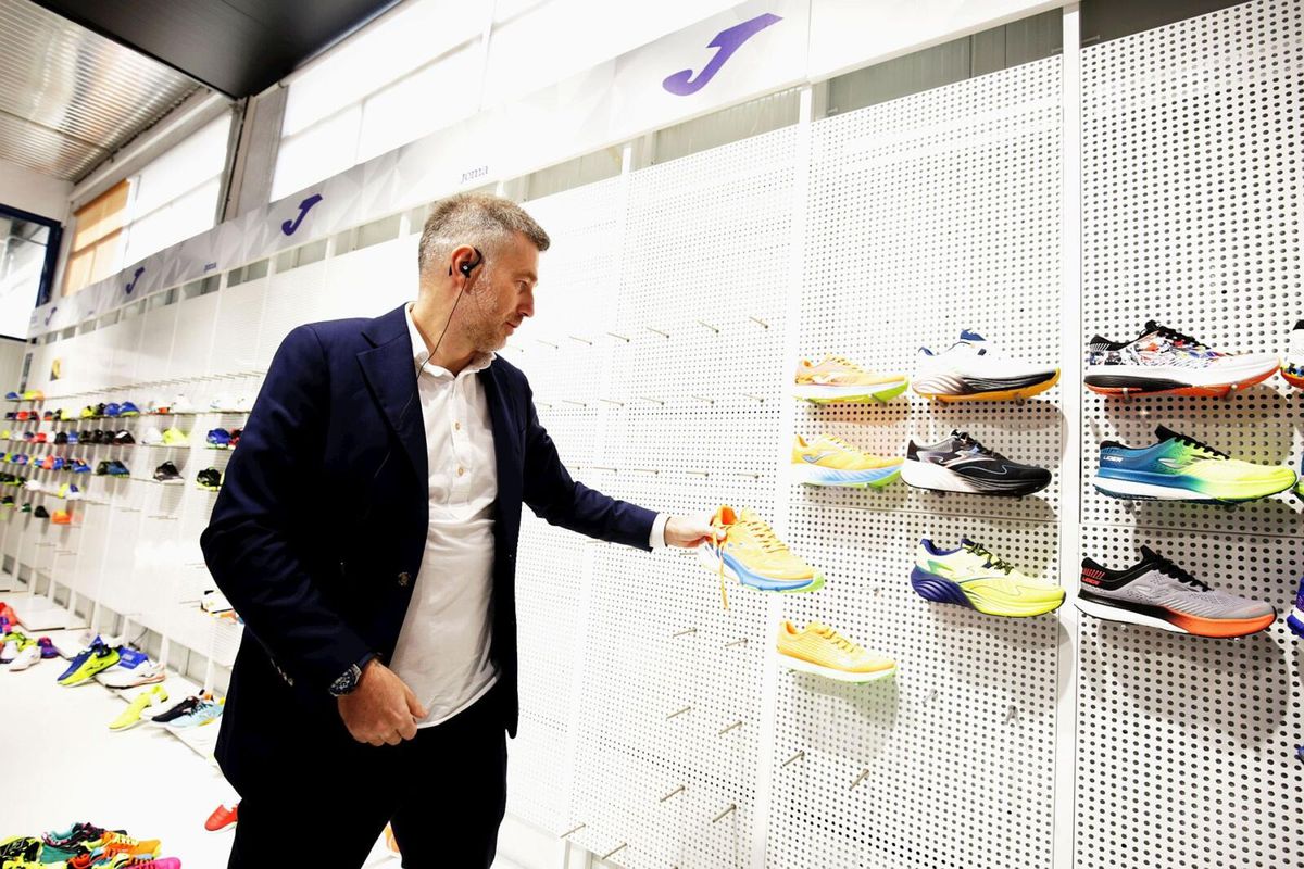 FOTO Burleanu a semnat azi noua înțelegere » FRF, contract pe 4 ani