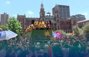 Rugbiștii Africii de Sud au plecat în turneu prin țară, după câștigarea Mondialului » Imagini impresionante de astăzi! Va fi sărbătoare în 4 orașe