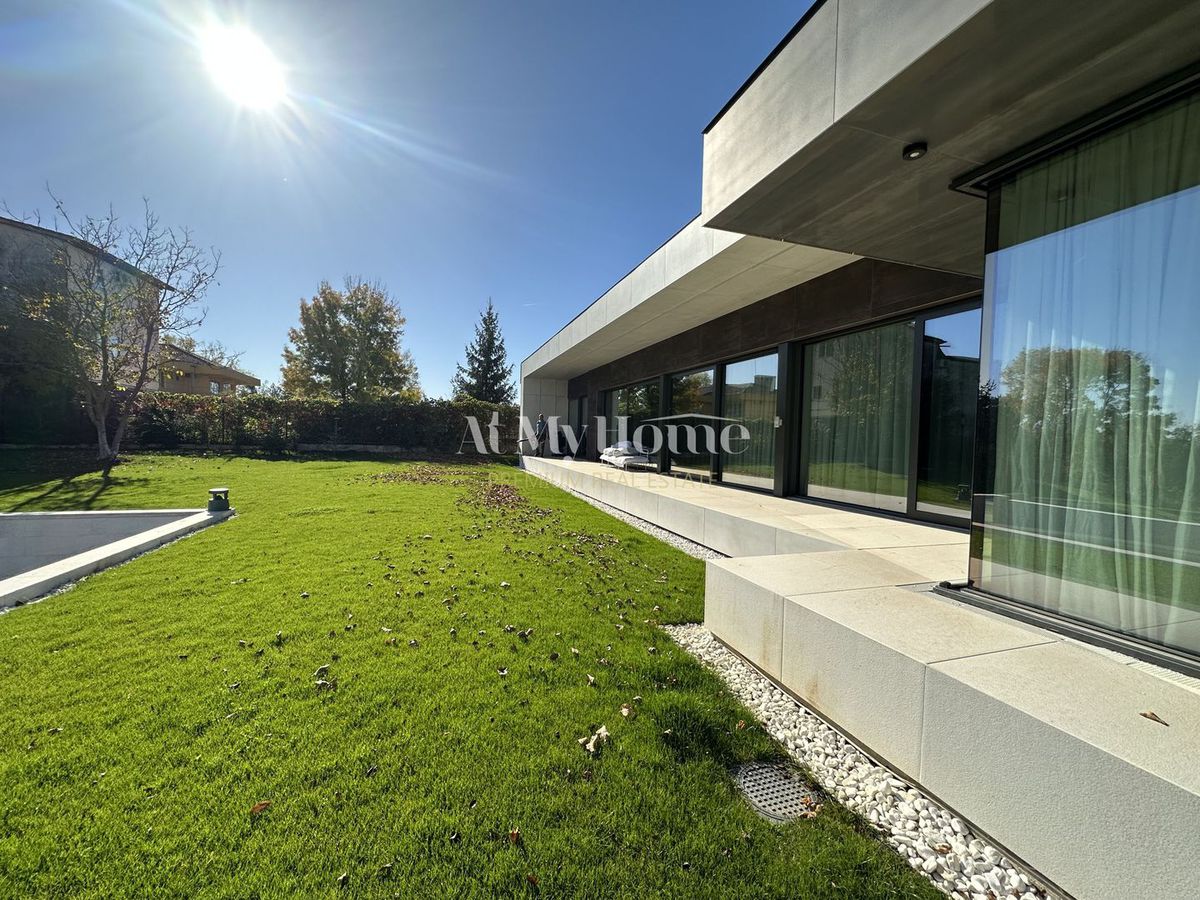 Simona Halep își vinde casa de la Snagov