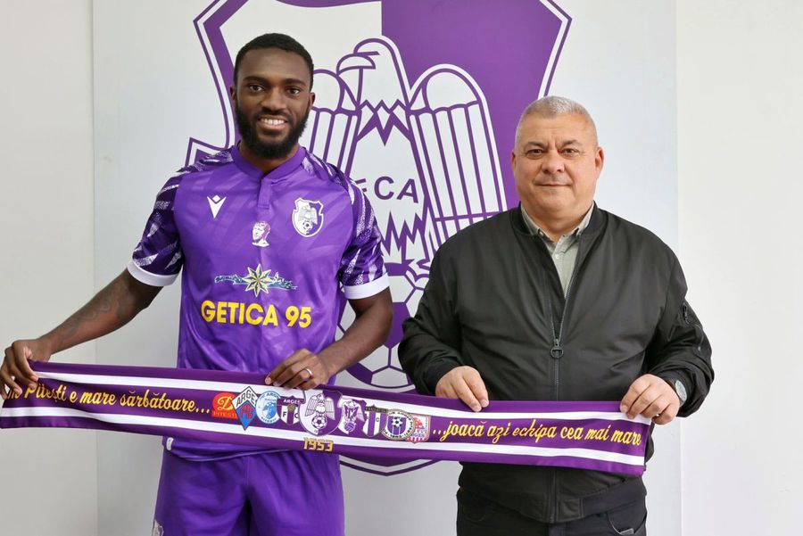 Final incredibil la Cupa Africii » Fotbalistul din Superliga, titularizat în meciul de coșmar