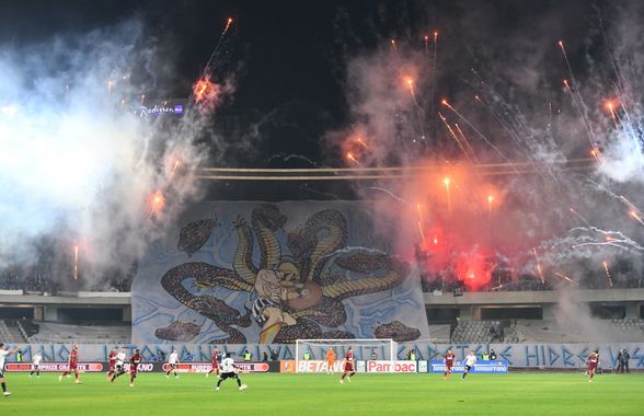 Atmosferă de UNTOLD la derby-ul Clujului: artificii, torțe, scenografie și un vibe de clasă