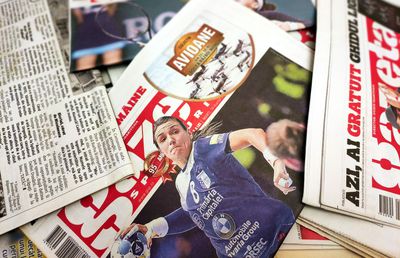 Decizia jurnaliștilor: ediția de azi a Libertății va găzdui un ultim semnal tipărit al Gazetei Sporturilor, realizat special pentru ca publicul să-și poată lua „la revedere” de la cel mai vechi ziar al sportului românesc