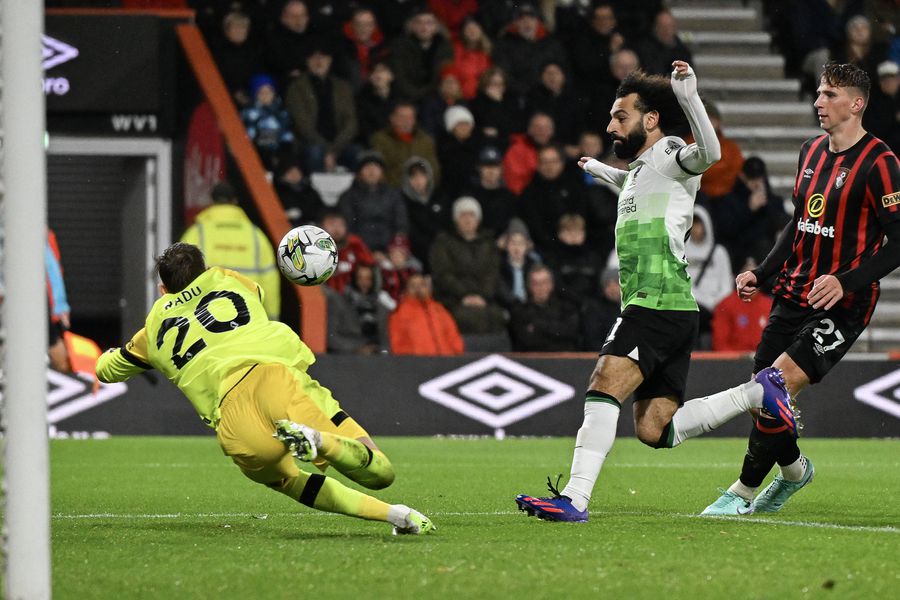 Ionuț Radu a reușit cinci parade în duelul cu Liverpool, neavând nicio vină la golurile primite din partea lui Gakpo și Darwin Nunez. Foto: Imago Images Ionuț Radu i-a impresionat pe englezi: „Trăiește momentul. A savurat ocazia primită de a străluci”
