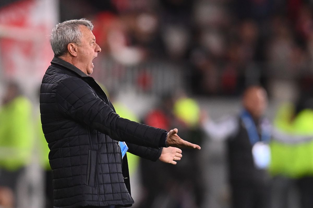 Mircea Rednic, exploziv: „Dinamo NU arată de play-off!” + atacă arbitrajul: „A fost o nebuloasă! Ne-a ținut un «speech» la început”