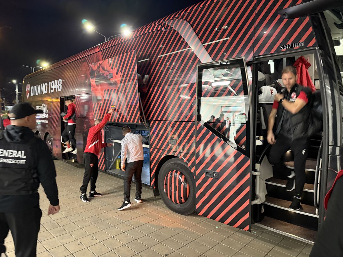 Dinamo - UTA 1-0 » Politic, câine de rasă! Golul de generic al lui Dennis aduce victoria unui Dinamo modest în repriza a doua! „Câinii” sunt acum pe 2