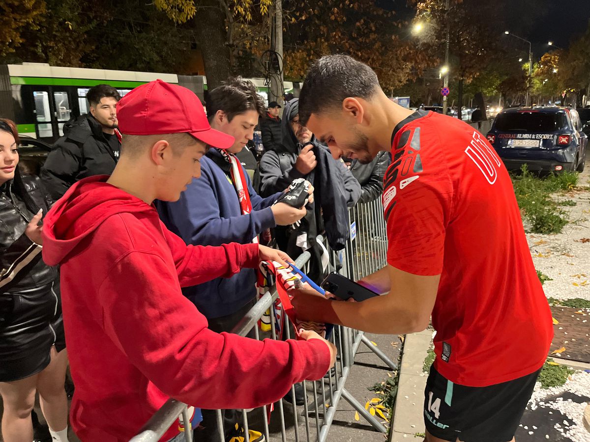 Dinamo - UTA 1-0 » Politic, câine de rasă! Golul de generic al lui Dennis aduce victoria unui Dinamo modest în repriza a doua! „Câinii” sunt acum pe 2