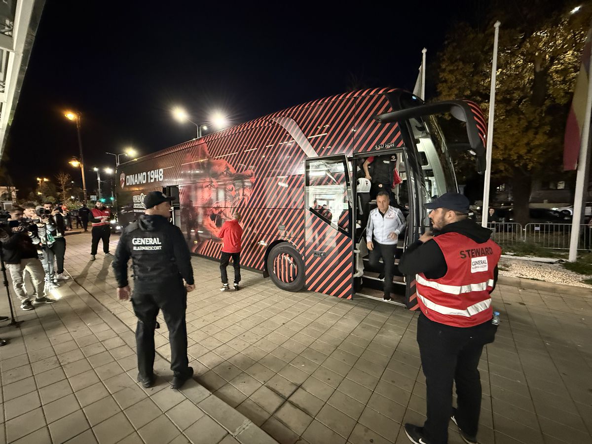 Dinamo - UTA 1-0 » Politic, câine de rasă! Golul de generic al lui Dennis aduce victoria unui Dinamo modest în repriza a doua! „Câinii” sunt acum pe 2