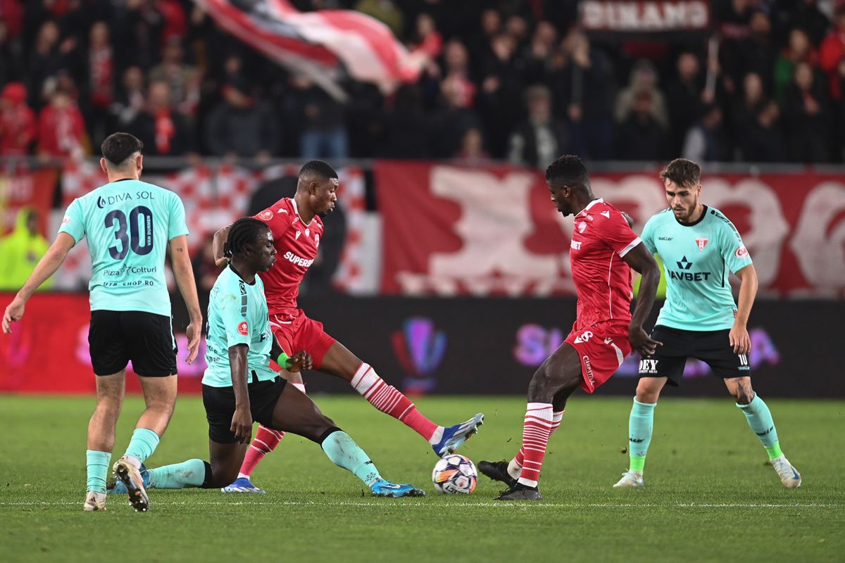 Mircea Rednic, exploziv: „Dinamo NU arată de play-off!” + atacă arbitrajul: „A fost o nebuloasă! Ne-a ținut un «speech» la început”