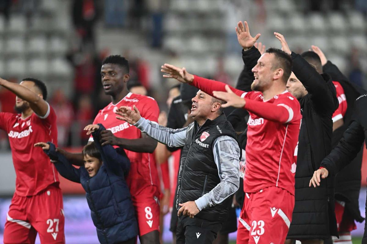 Florentin Petre la finalul meciului Dinamo - UTA / FOTO: GSP.ro