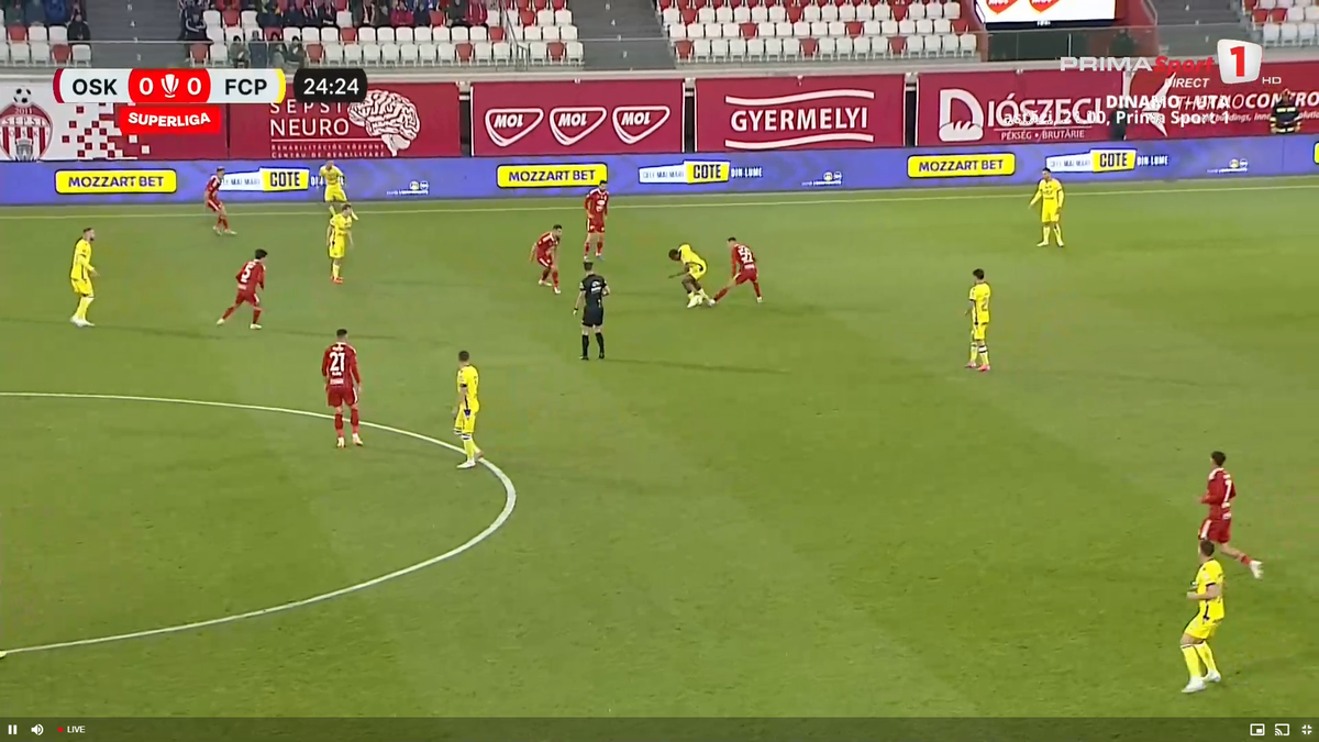 DUBLĂ eliminare într-o repriză în Sepsi - Petrolul! Ce prostie a putut să facă jucătorul