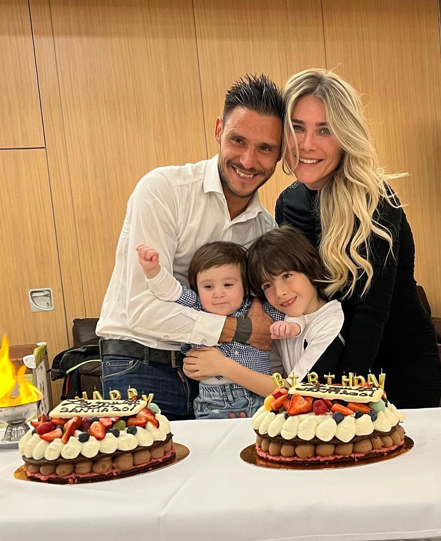 Familia lui Camora, motivul principal pentru catre lusitanul s-a stabilit la Cluj și strânge cifre de record în fotbalul românesc Mario Camora, reverență neașteptată în fața Rapidului: „Dacă va câștiga un trofeu, se va opri țara-n loc!” + O dezamăgire legată de națională: „Îi făceau praf!”