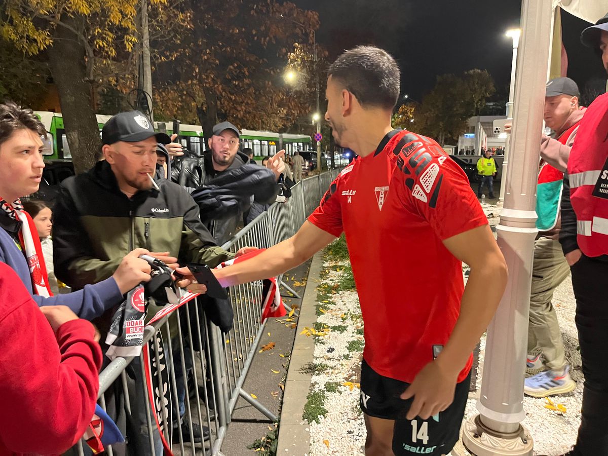 Dinamo - UTA 1-0 » Politic, câine de rasă! Golul de generic al lui Dennis aduce victoria unui Dinamo modest în repriza a doua! „Câinii” sunt acum pe 2