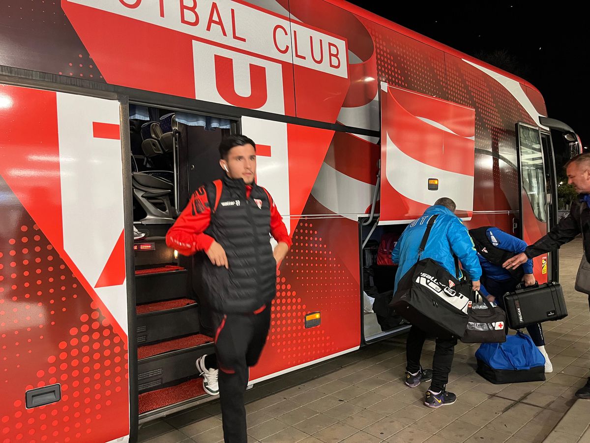 Dinamo - UTA 1-0 » Politic, câine de rasă! Golul de generic al lui Dennis aduce victoria unui Dinamo modest în repriza a doua! „Câinii” sunt acum pe 2