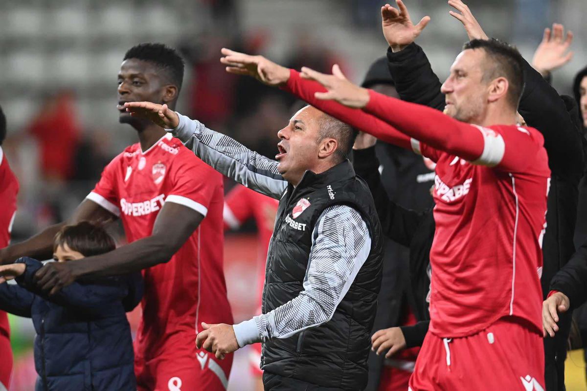 Florentin Petre la finalul meciului Dinamo - UTA / FOTO: GSP.ro