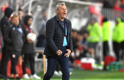 Transfer neașteptat la UTA Arad » A fost la CFR Cluj și este al șaptelea jucător adus de Mircea Rednic pentru a acoperi acel post în acest sezon!