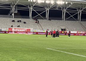 Dinamo - UTA, în etapa #15 a Superligii. Primele imagini de la stadion » Echipele de start + surpriza pregătită de Mircea Rednic