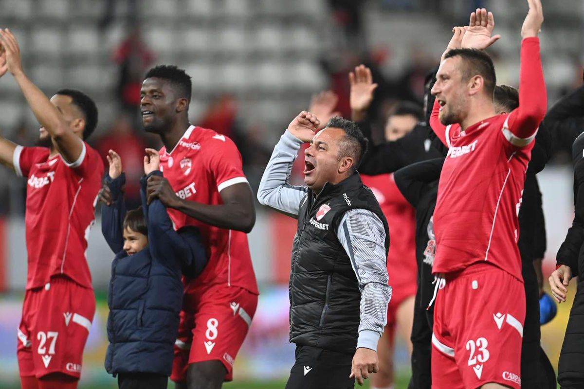 Florentin Petre la finalul meciului Dinamo - UTA / FOTO: GSP.ro