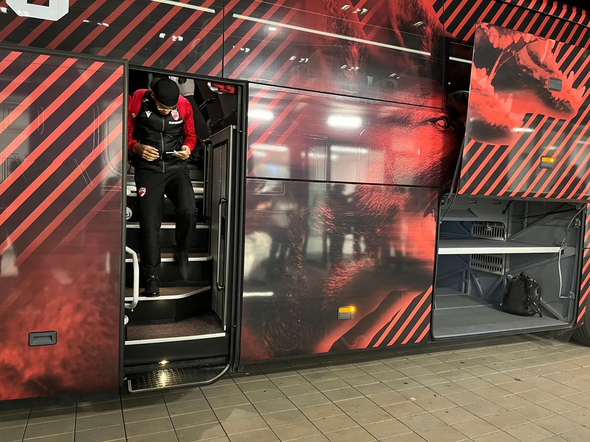 Dinamo - UTA, imagini înainte de meci