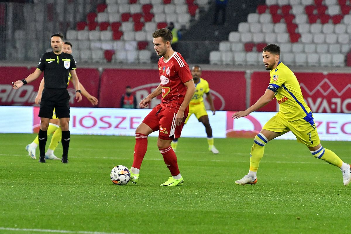 Sepsi - Petrolul, duel cu nervi în inima Covasnei » Meciul de la Sfântu Gheorghe, în imagini