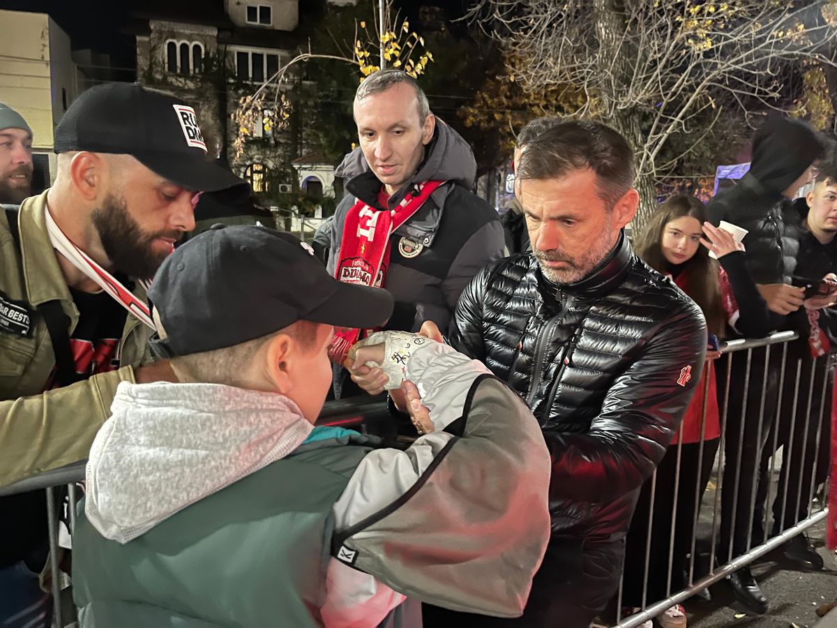 Poza cu care s-a lăudat Zeljko Kopic, la 5 minute după Dinamo - UTA Arad