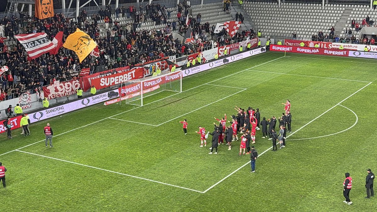 Florentin Petre la finalul meciului Dinamo - UTA / FOTO: GSP.ro