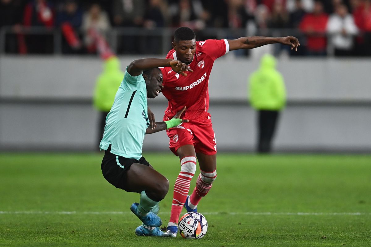 Mircea Rednic, exploziv: „Dinamo NU arată de play-off!” + atacă arbitrajul: „A fost o nebuloasă! Ne-a ținut un «speech» la început”