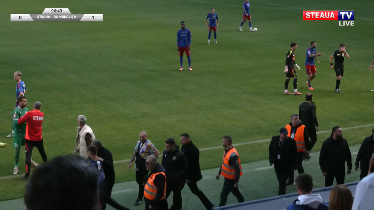 Daniel Oprița, de necontrolat » Scandal-monstru la Steaua - Dumbrăvița: scene reprobabile