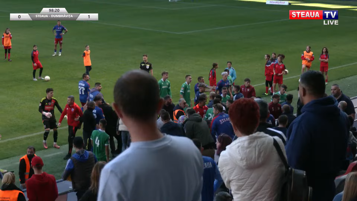 Daniel Oprița, de necontrolat » Scandal-monstru la Steaua - Dumbrăvița: scene reprobabile