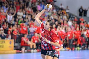 Gloria Bistrița ajunge la a 5-a victorie în Liga Campionilor la handbal feminin: meci nebun cu o desfășurare rară
