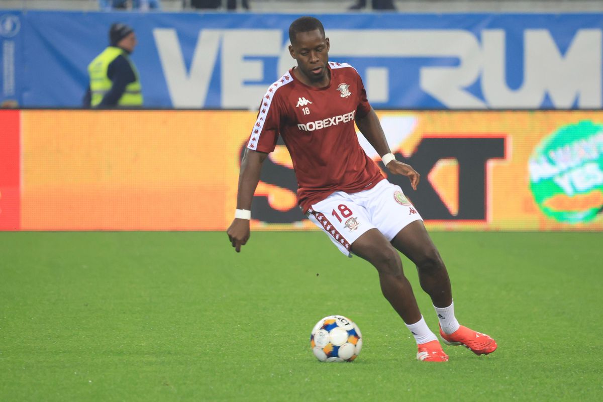 Derby incandescent în Bănie! Universitatea Craiova salvează dramatic un punct cu Rapid