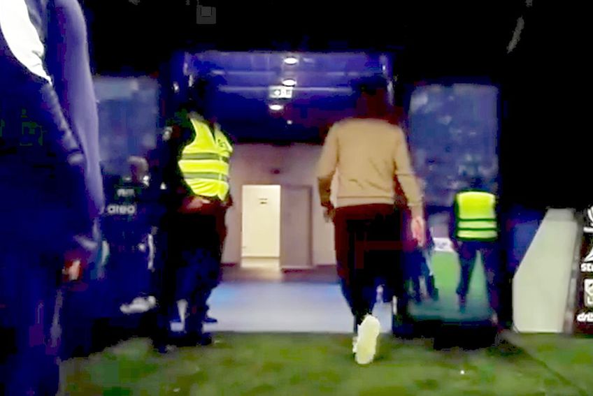 Mirel Rădoi, criză de nervi în Universitatea Craiova - Rapid. FOTO: captură Prima Sport 1