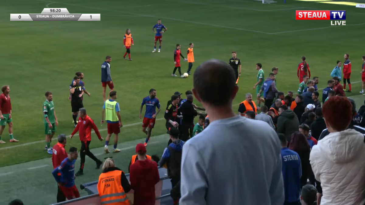 Daniel Oprița, de necontrolat » Scandal-monstru la Steaua - Dumbrăvița: scene reprobabile