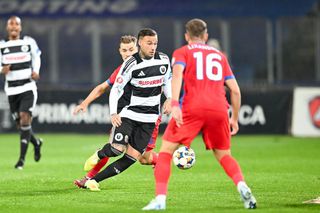 Clujenii acuză arbitrajul după eliminarea lui Murgia din eșecul cu FCSB: „Trebuia să simtă tenta”