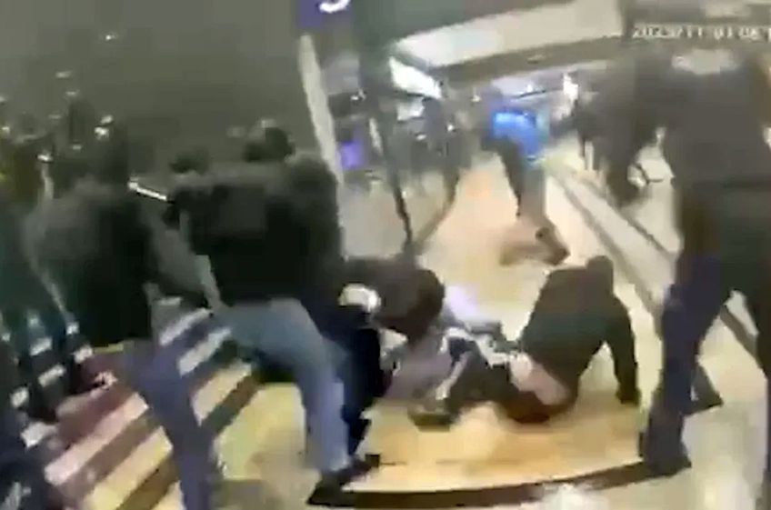 Peste 300 de suporteri ai lui Dortmund și Schalke au coborât din trenuri și s-au bătut în gară