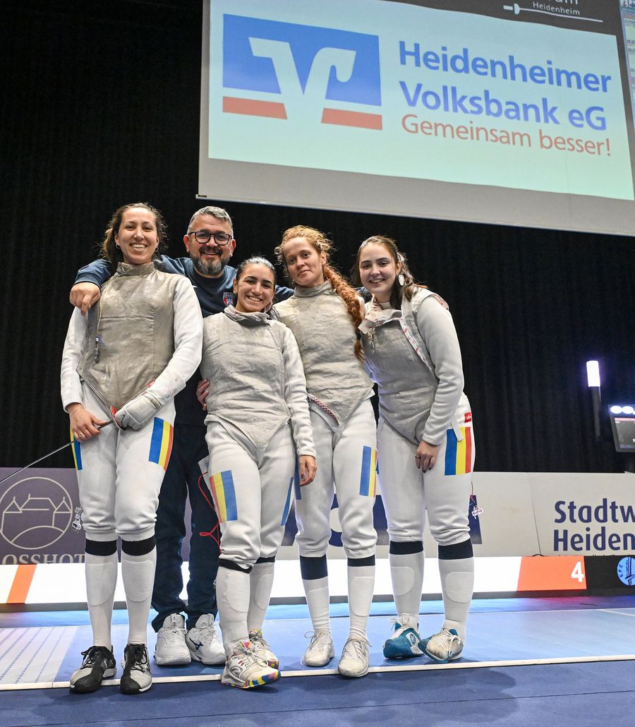 Echipele Rapid și Steaua, argint și bronz la Cupa Europei la floretă