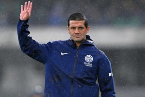 Legenda lui Inter, sfat pentru Chivu: „Să nu se mulțumească cu ce are”