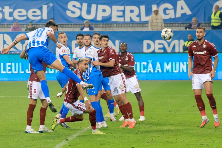 Golul lui Adrian Rus din Universitatea Craiova - Rapid. FOTO: Ionuț Iordache (GSP.ro)