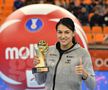 CORESPONDENȚĂ DIN JAPONIA // FOTO EXCLUSIV Cristina Neagu, premiată în Japonia! Balonul de Aur 2018 din handbal e în braţele româncei!