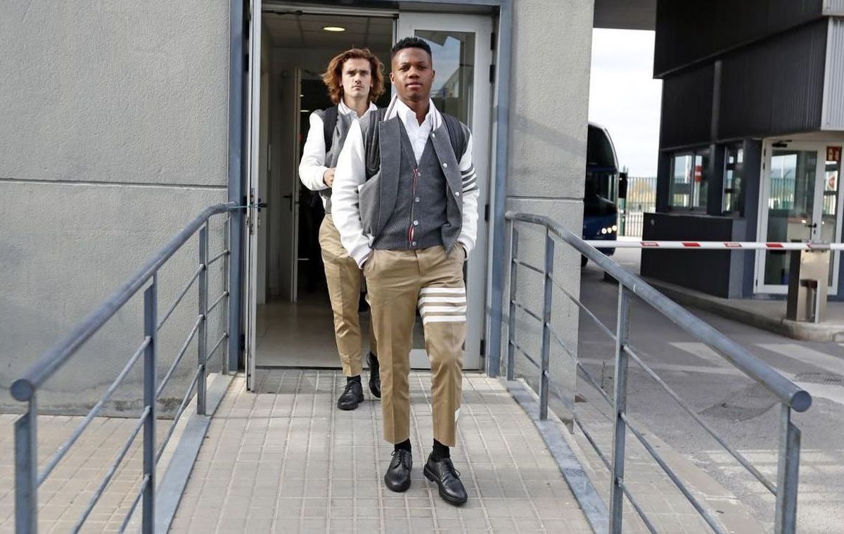 FOTO Prețuri enorme la linia de îmbrăcăminte a Barcelonei pentru deplasări!