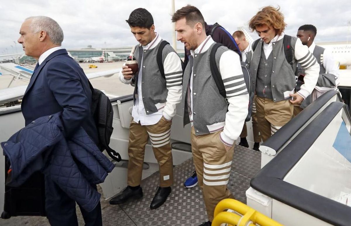 FOTO Prețuri enorme la linia de îmbrăcăminte a Barcelonei pentru deplasări!