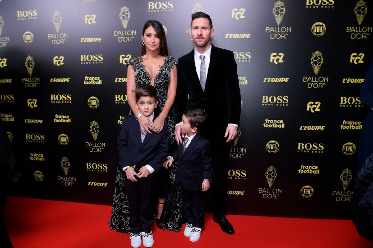 BALONUL DE AUR 2019 // VIDEO+FOTO Mateo și Thiago, copiii lui Leo Messi, au făcut senzație la Paris! Imagini amuzante :)