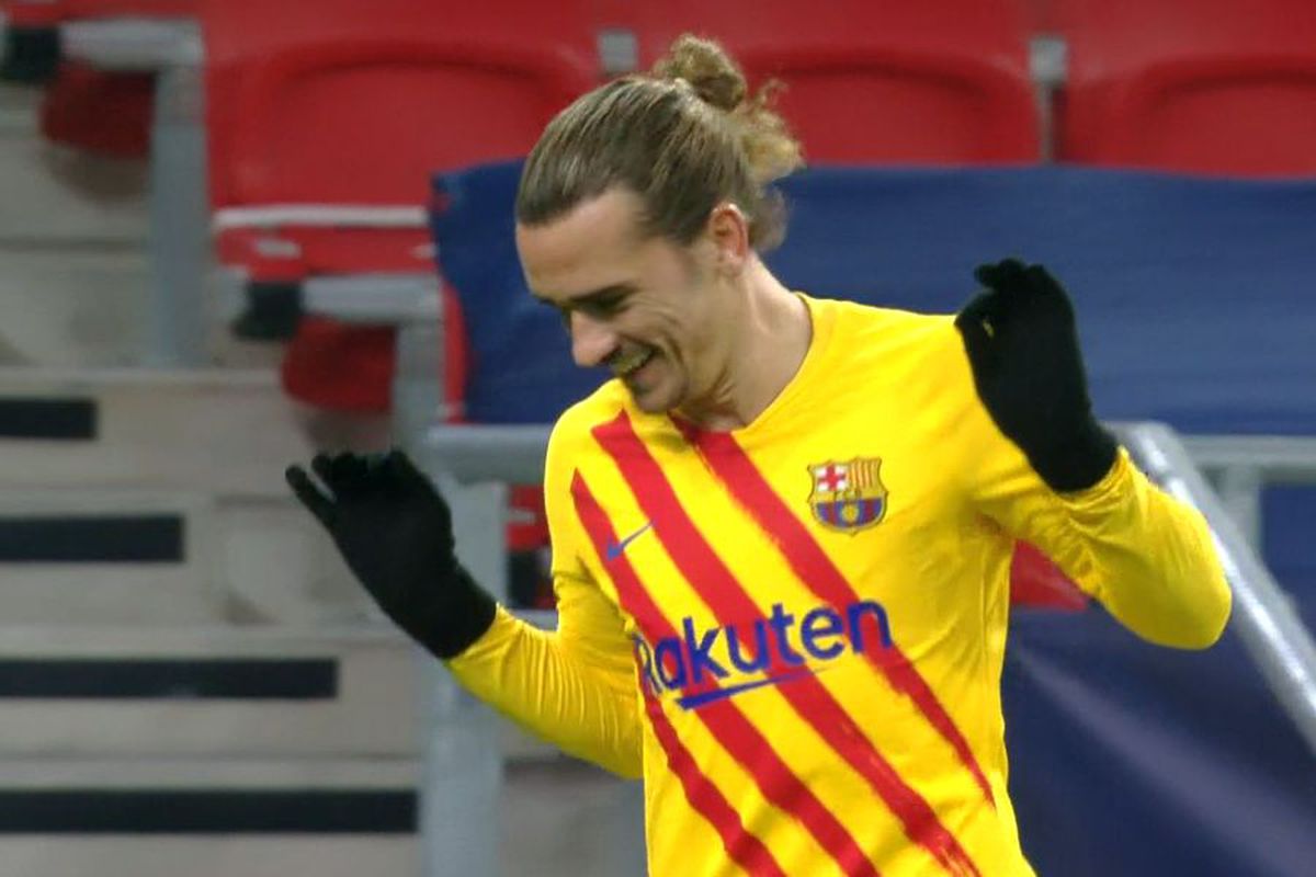 Ferencvaros - Barcelona. VIDEO S-a întors vechiul Griezmann? Francezul a înscris cu călcâiul la Budapesta!