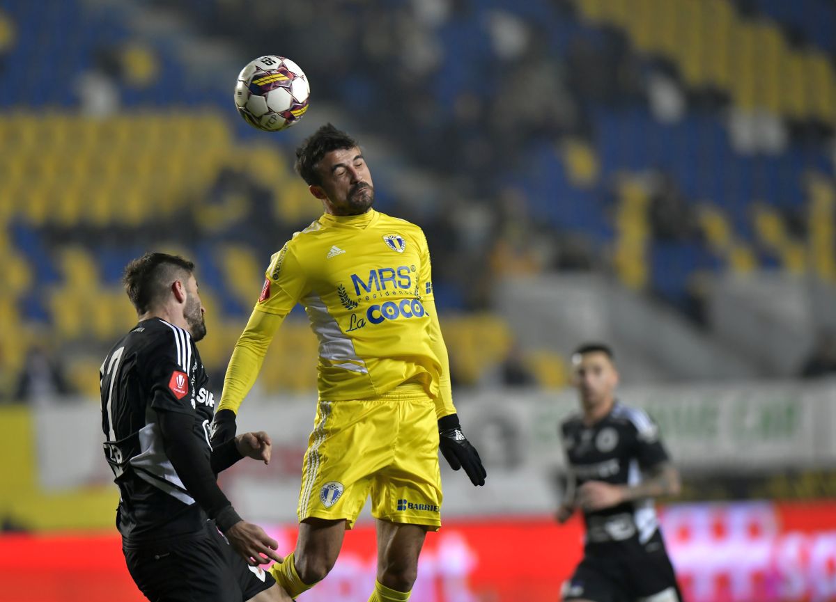 „Lupii” prelungirilor » Petrolul o bate pe U Cluj și revine pe loc de play-off! Clasamentul ACUM