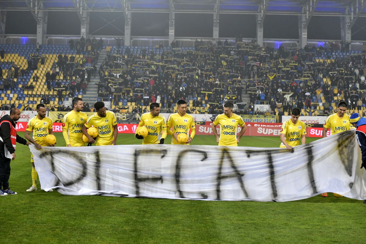 „Lupii” prelungirilor » Petrolul o bate pe U Cluj și revine pe loc de play-off! Clasamentul ACUM