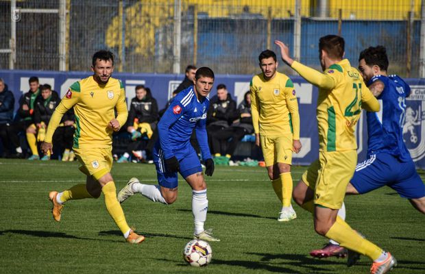 Jucătorii unei echipe din Liga 1 au refuzat să se mai antreneze, din cauza problemelor financiare » De când nu au mai fost plătiți