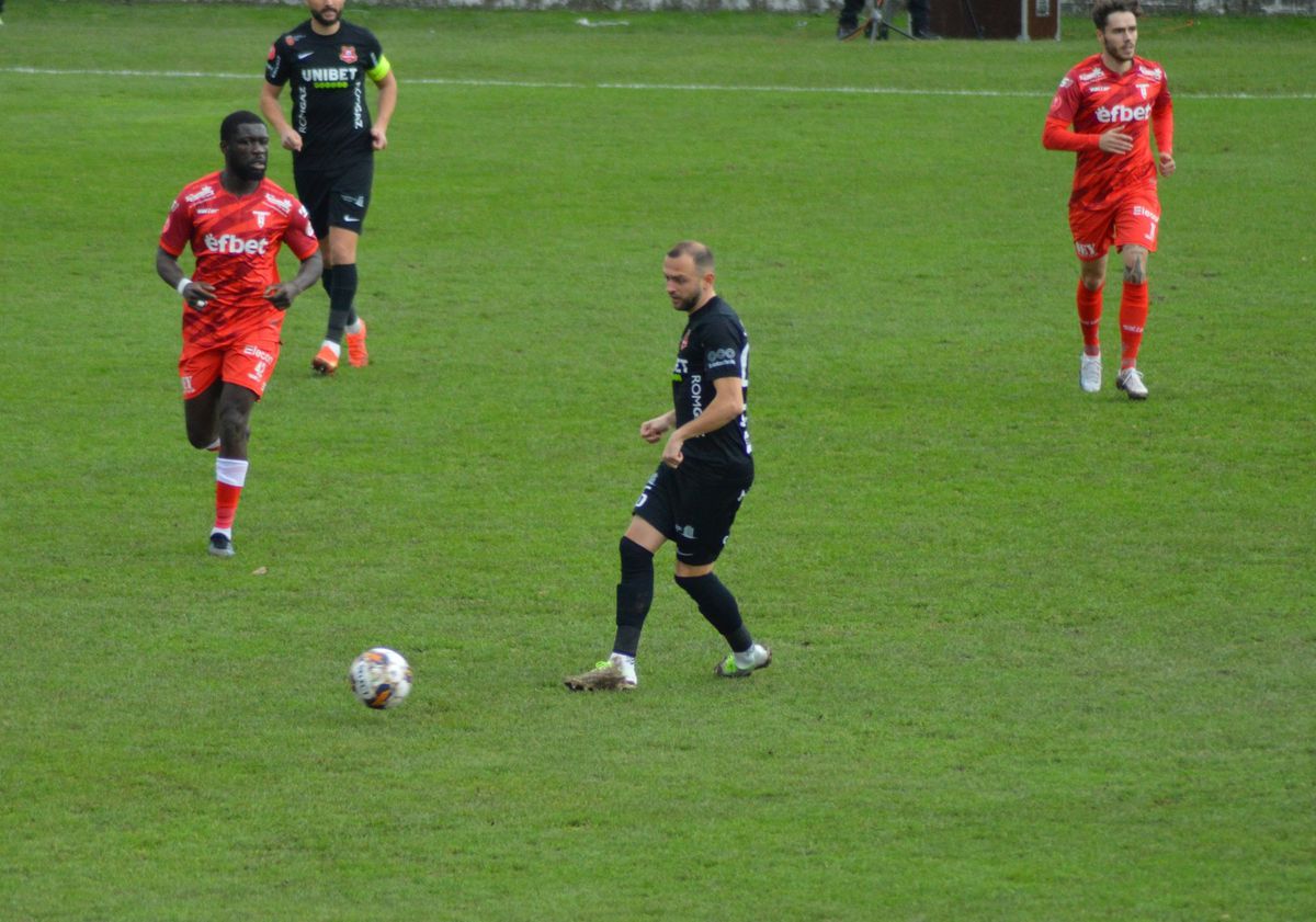 UTA o bate pe Hermannstadt în primul meci al zilei în Superliga » Prima înfrângere suferită de sibieni după aproape 4 luni!